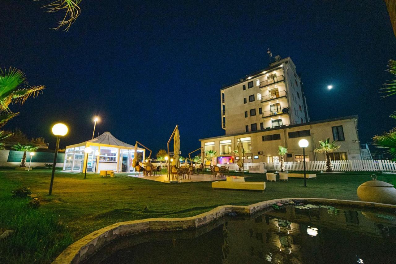 Hotel Park Sottomarina Buitenkant foto